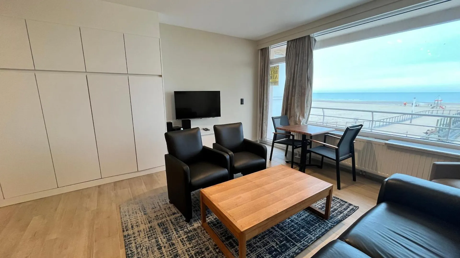Luxurious 2-Bedroom Apartment With Sauna Front Sea View T95 Ostend